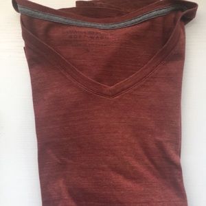 Banana republic Men’s V-neck soft tee